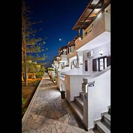 With Garden View No12 Appartement *